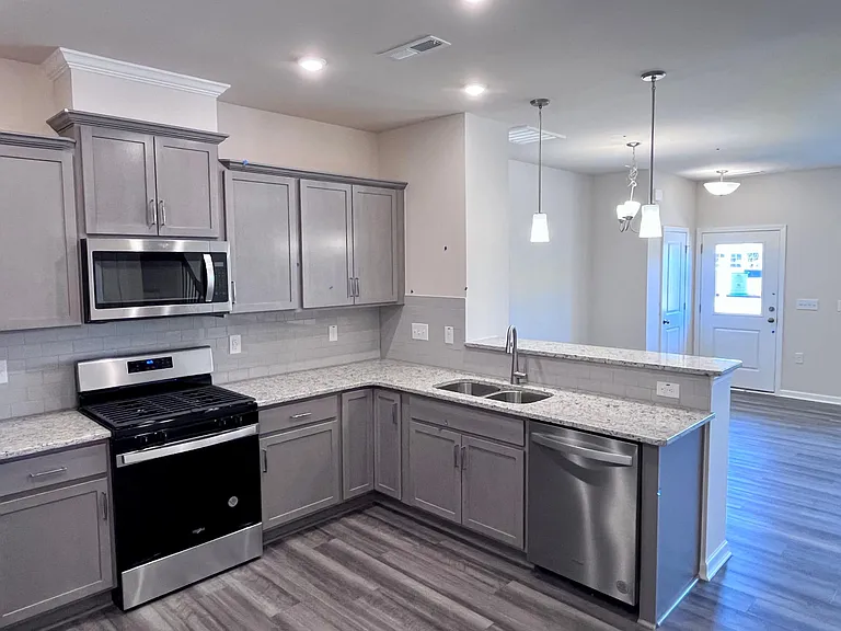 303 Parker Station Ave — Photo 9