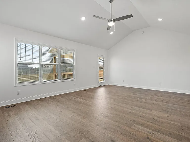 1232 Iris Glen Dr — Photo 7