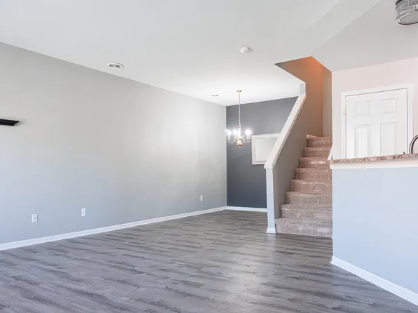 3050 Cloverly Ln, Ann Arbor, MI 48108