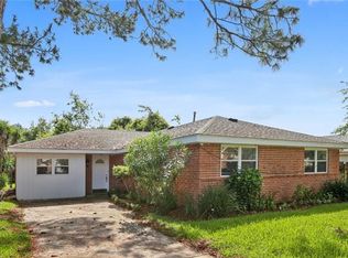 7833 Ebbtide Dr, New Orleans, LA 70126