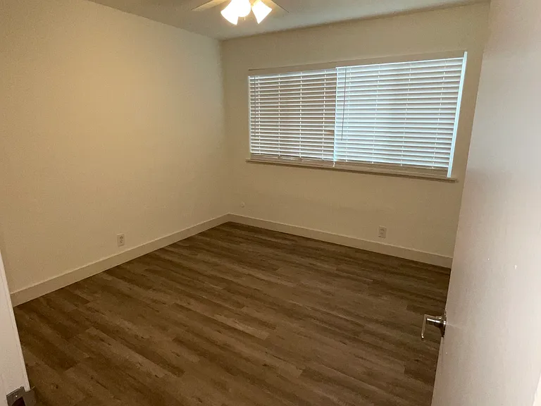 280 Howland St #208 — Photo 10