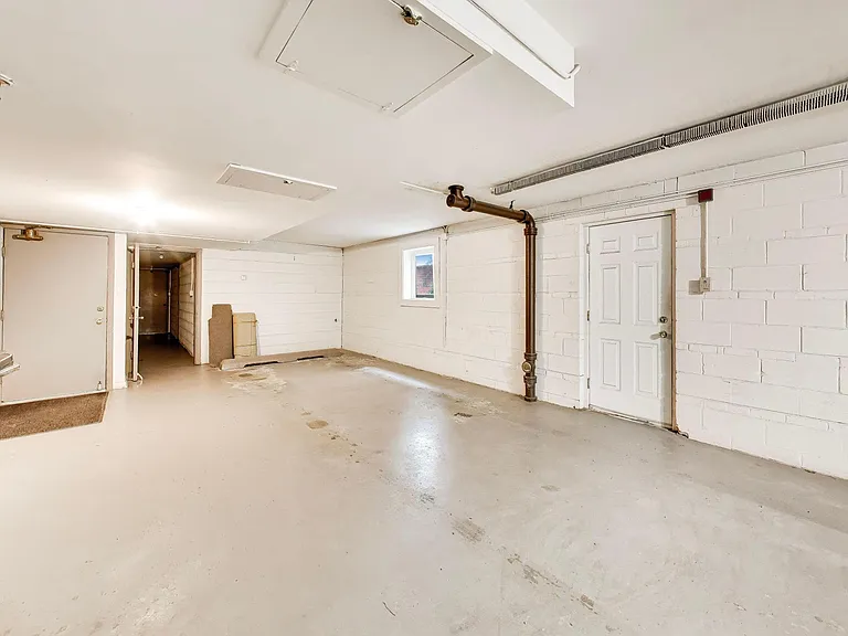 2722 Central St #4S — Photo 29