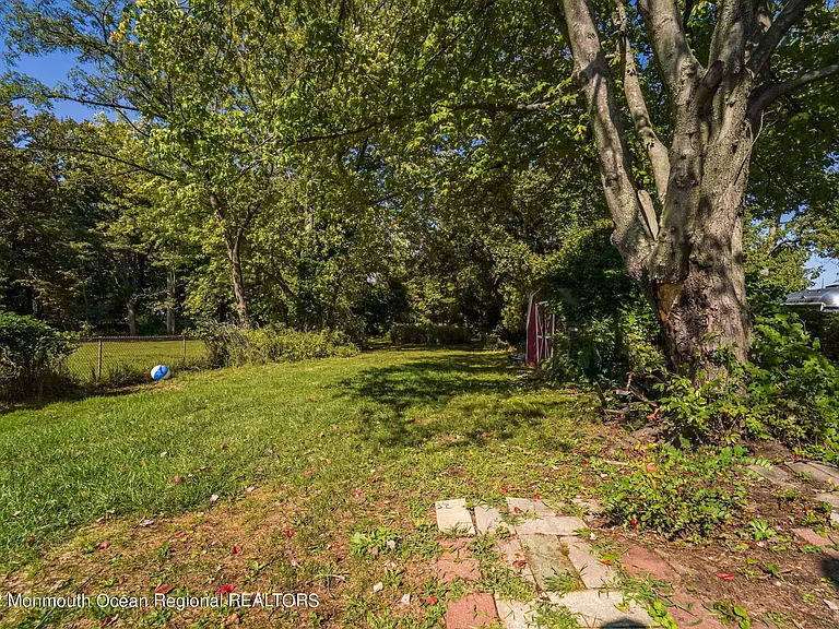 23 Briarcliff Pl #2 — Photo 20