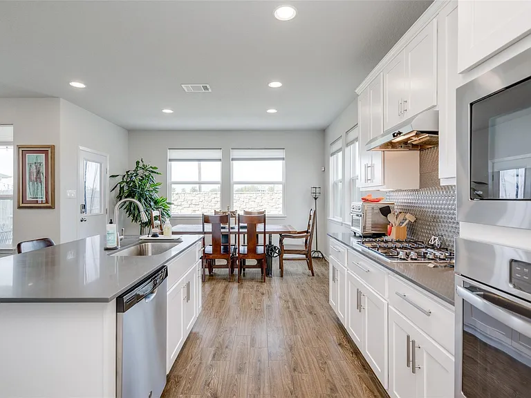 7948 Castelardo Pl — Photo 13