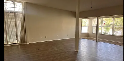 101 Ricardo Way NE Photo 1