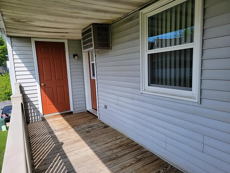 76 Akron Rd — Photo 18