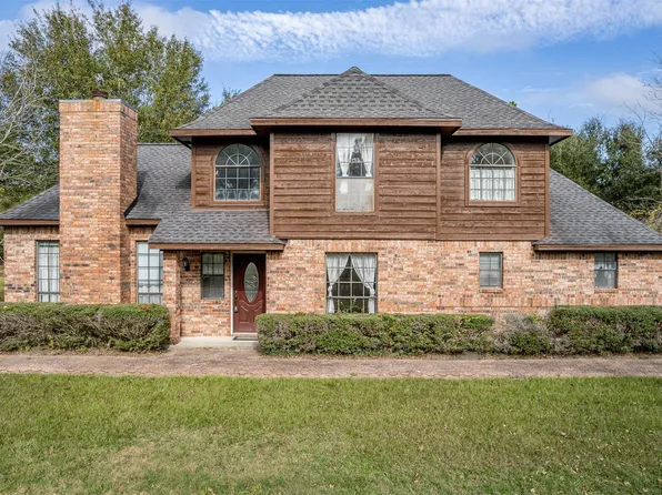 329 Burwell Rd, Highlands, TX 77562