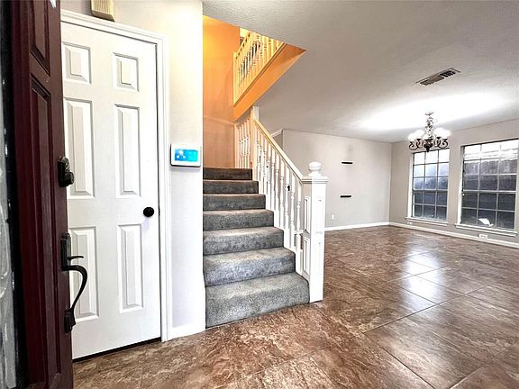 4th image of 4134 Club Valley Dr