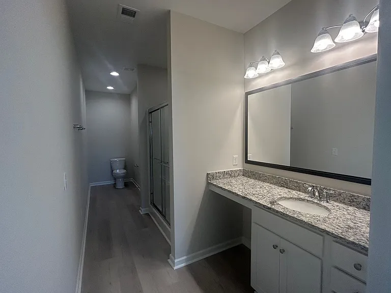 934 Manitou Cir — Photo 6