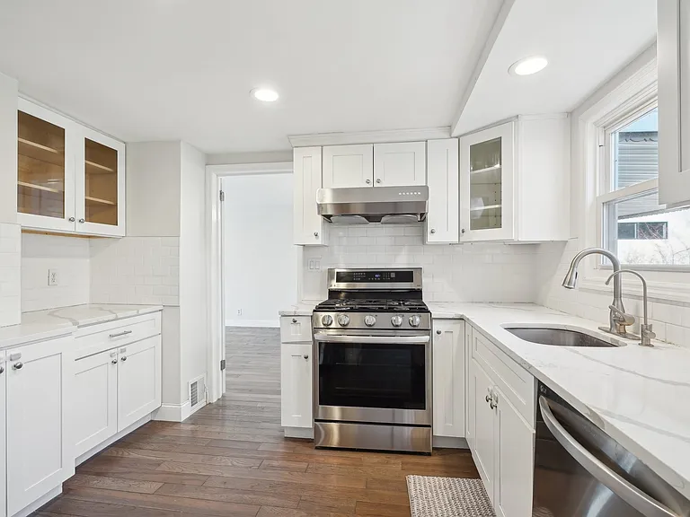 41 Brookside Ave — Photo 12