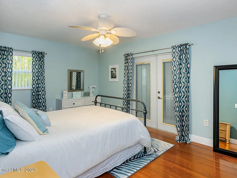 187 Jamaica Dr — Photo 14