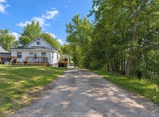 64 Bleeker St, Orillia, ON L3V5Z2