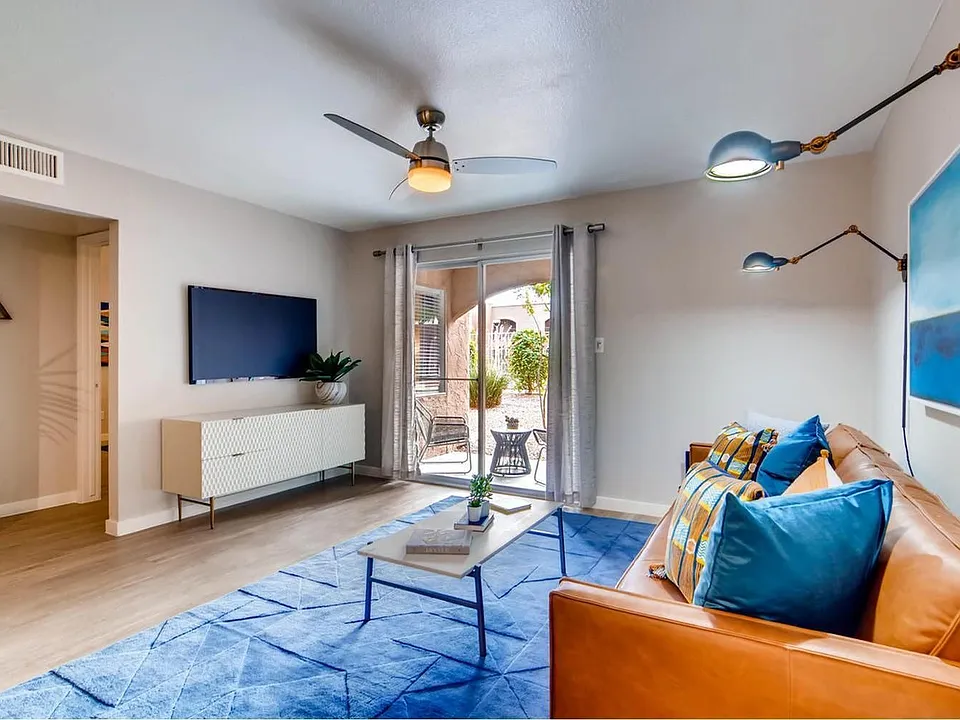 Visconti at Camelback apartments community photo