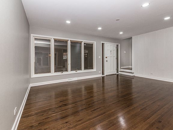 5th image of 202 E Park Ave