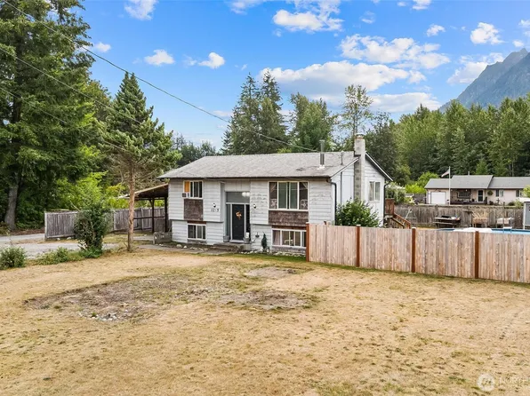 1265 Cascade Street, Darrington, WA 98241