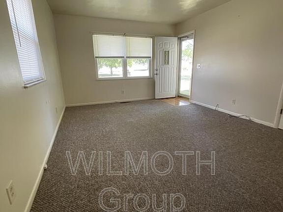 3rd image of 251 N Center Ln