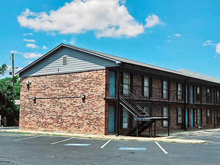 1830 E Johnson Ave #19 — Photo 7