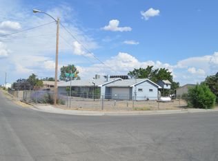 5231 W Comanche St, Farmington, NM 87401