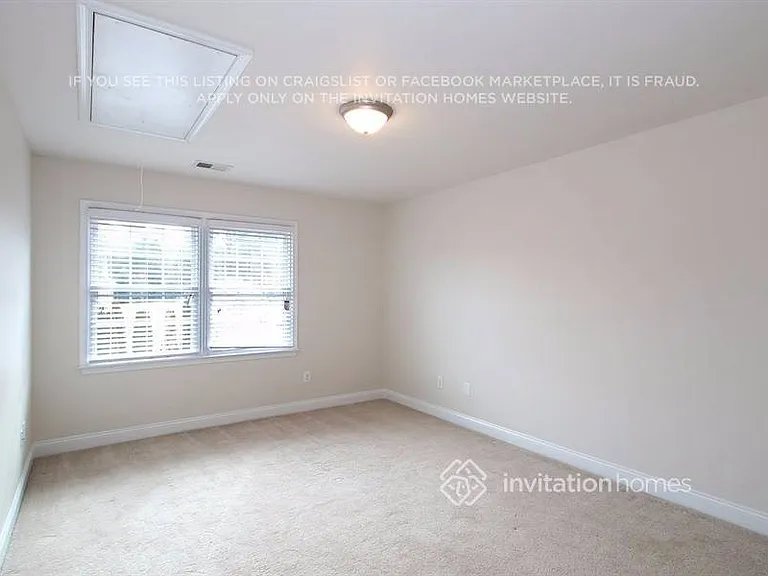 5633 Legacy Cir — Photo 13