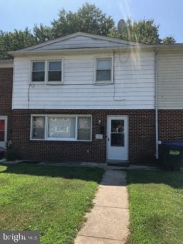 2nd image of 110 Charles Pl