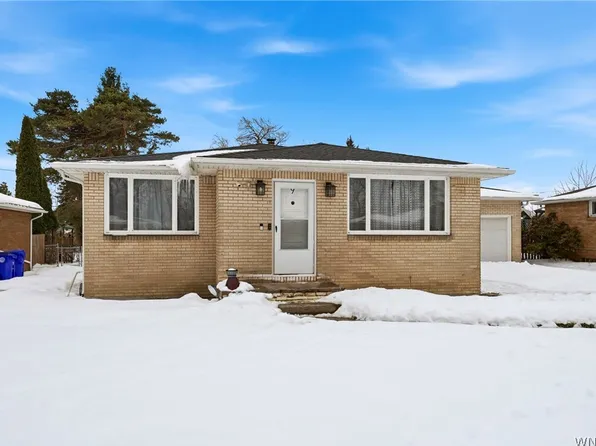 9 Marann Ter, Buffalo, NY 14206