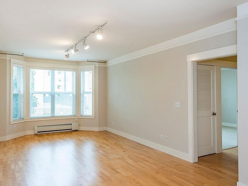 1st image of 270 Valencia St