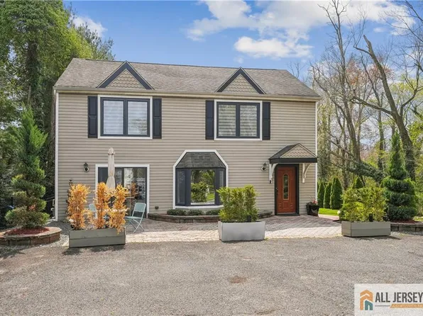 52 State Route 33, Freehold, NJ 07728