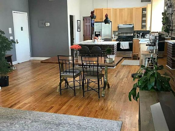 4th image of 22-03 Jackson Ave APT 3-R