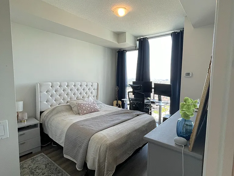 339 Rathburn Rd W #2312 — Photo 7