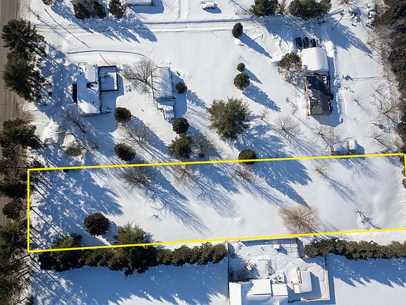 3rd image of 10864 Cedar Run Rd