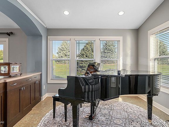 5th image of 4057 Del Mar View Ct SW