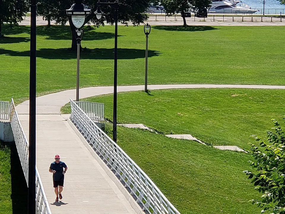 ONE BLOCK TO OAK LEAF TRAIL