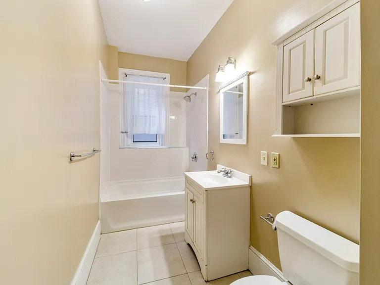 137 Peterborough St #21 — Photo 5