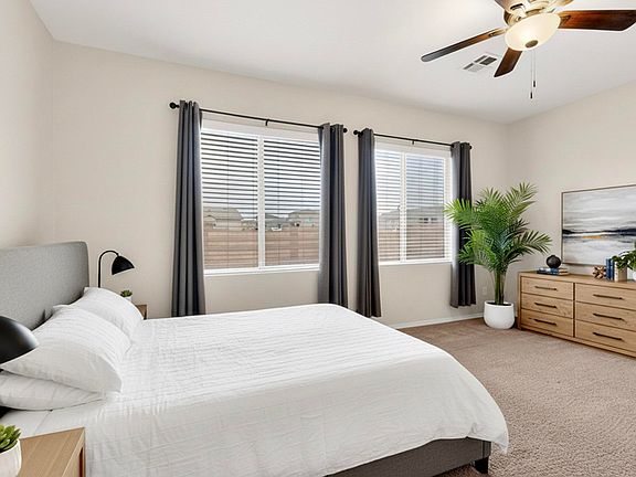 5th image of 6809 Mountain Hawk Loop NE