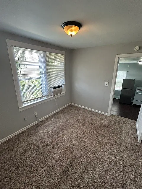 1 bed, 1.0 bath, $1,000 — Photo 4