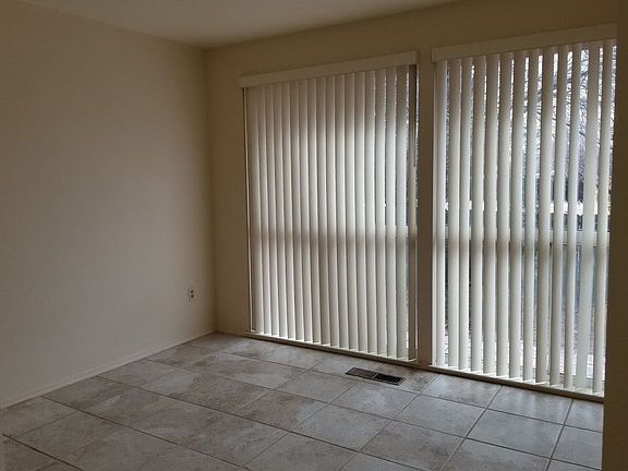 5th image of 310 Rosetta Stone Dr