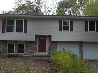 506 Dundee Rd, Smithville, MO 64089