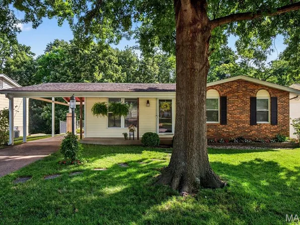 1821 San Luis Rey Pkwy, Fenton, MO 63026