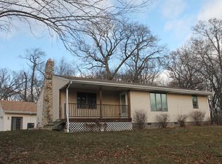 27770 W Belden Ave, Spring Grove, IL 60081