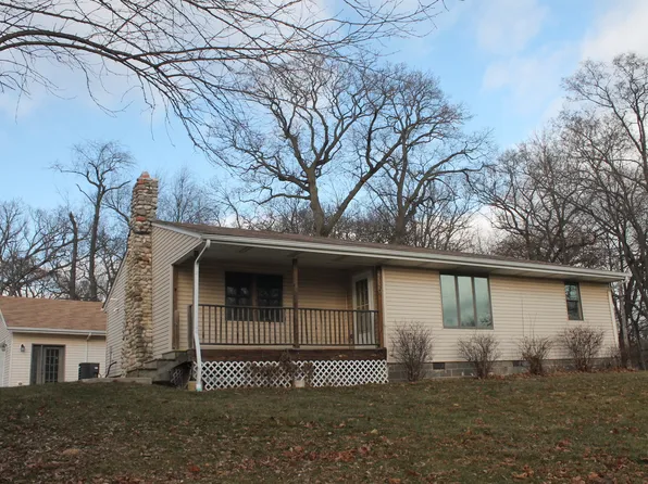 27770 W Belden Ave, Spring Grove, IL 60081