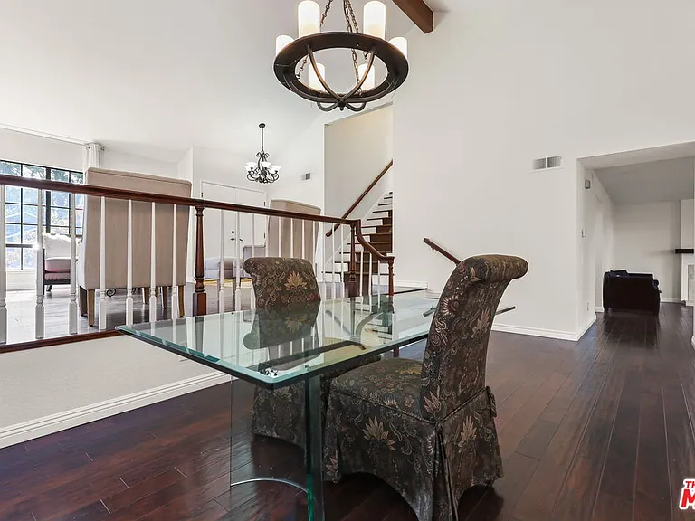 6501 Bradley Pl — Photo 10