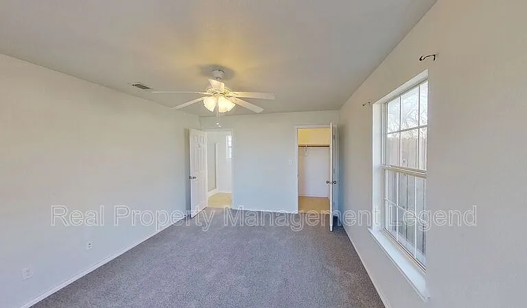 1614 S Montgomery St — Photo 9