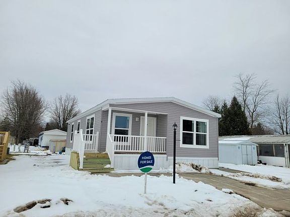 5th image of 8 Quarry Hill Est #8