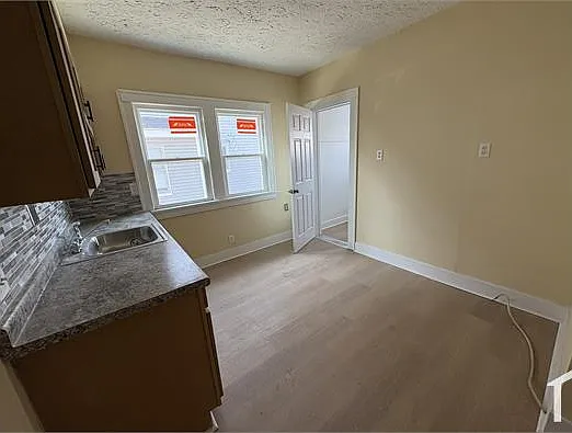 13315 S Parkway Dr — Photo 9