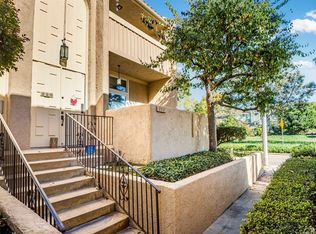 223 Valley Dr, Hermosa Beach, CA 90254