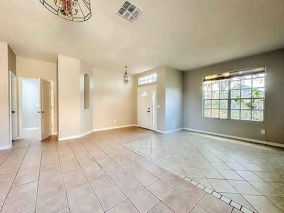 3rd image of 838 Whispering Cypress Ln