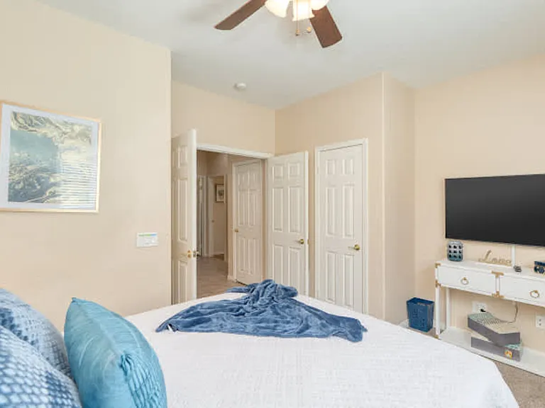 Hopkins Dr — Photo 31