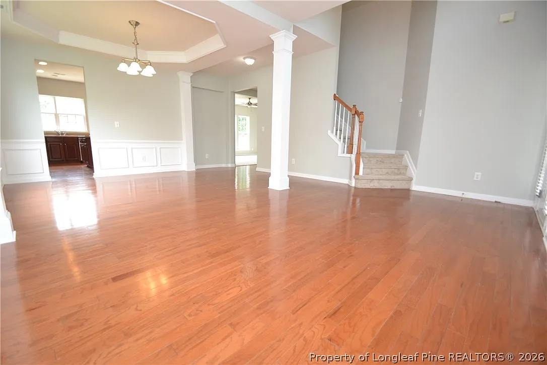 4 bed, 2.5 bath, 2559 sqft, $2,395 — Photo 3