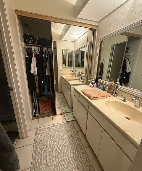 6773 Foxcroft Ct — Photo 12