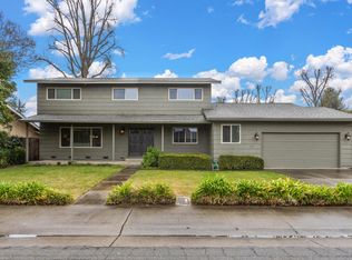 34 Greenway Cir, Sacramento, CA